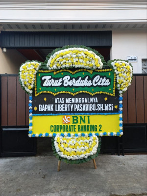 Papan Bunga Duka di Bintara