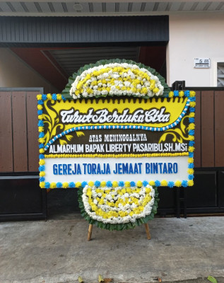 Papan Bunga Duka di Bintara